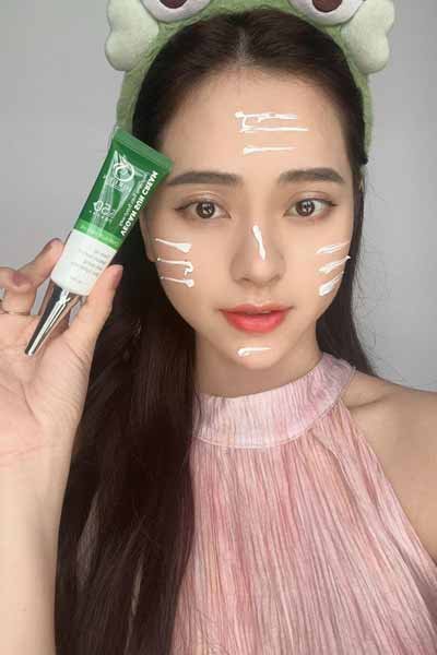 Kem chống nắng Igreen 60ml SPF50+, thành phần thuần chay, nâng Tone trắng da, kiềm dầu dành mọi loại da, khô nhạy cảm mẹ bầu mẹ bỉm tuổi dậy thì đều dùng được